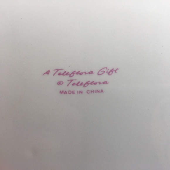 2/$20 Beautiful Ceramic Gift Basket Self Care Towel Holder Planter - Picture 13 of 15